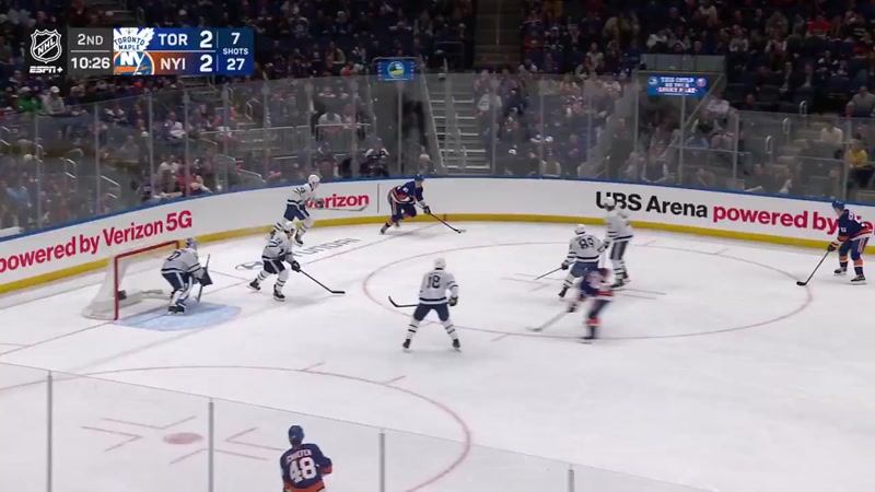 HOCKEY VIDEO: MATTHEW SCHAEFER 🚨 TIES NHL RECORD WITH 23 GOALS — MOST EVER BY A ROOKIE DEFENSEMAN IN A SINGLE SEASON