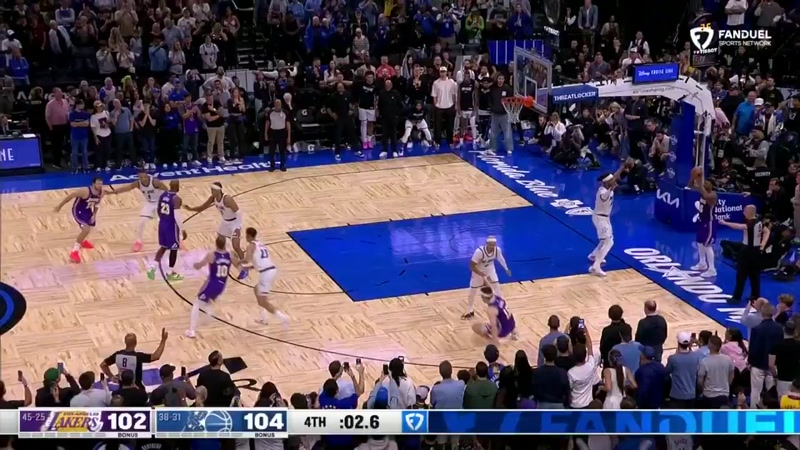 VIDEO: LUKE KENNARD GAME-WINNER LIFTS Los Angeles Lakers TO 9 STRAIGHT 