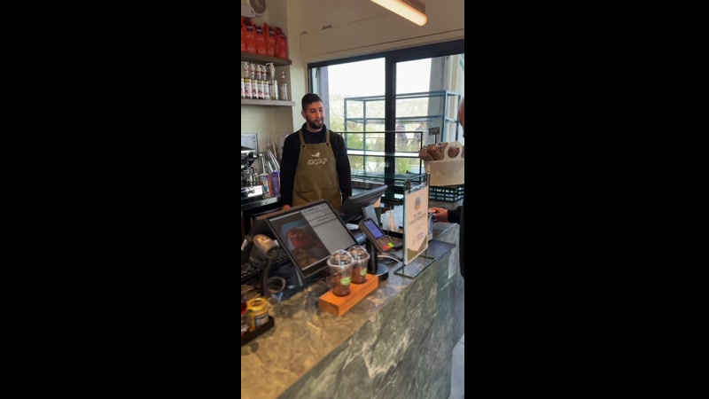 VIDEO: FAKE NEWS EXPOSED: BIBI IS ALIVE AND WELL — SPOTTED BUYING COFFEE 