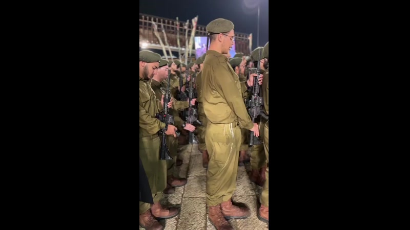 UNREAL FOOTAGE: Israeli Soldiers Sing National Anthem Together