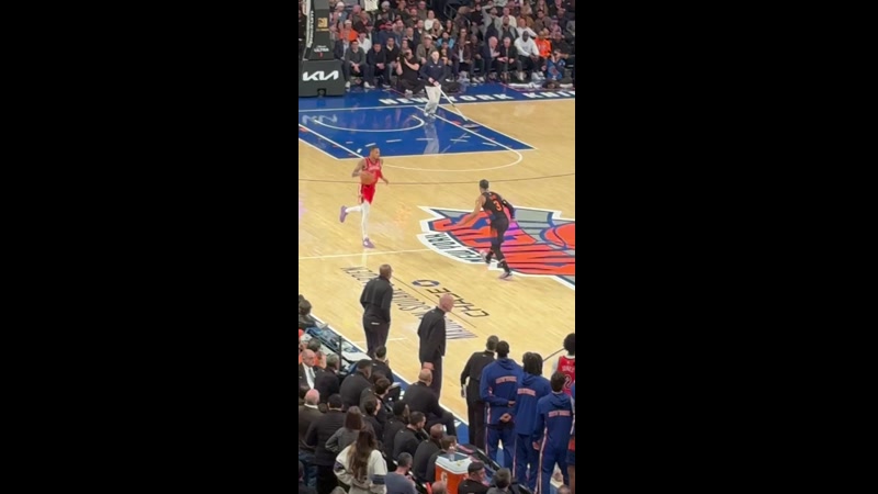 THE NEW YORK KNICKS WIN THEIR SEVENTH STRAIGHT GAME AND IMPROVE TO 27-9 ON THE SEASON AT MADISON SQUARE GARDEN!