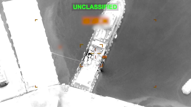  BREAKING VIDEO: U.S. FORCES STRIKE IRANIAN NAVAL TARGETS THREATENING SHIPPING NEAR STRAIT OF HORMUZ