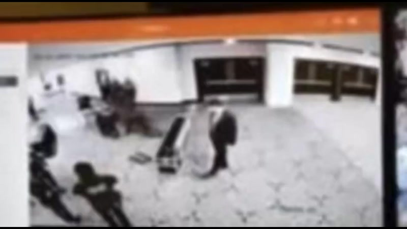 BREAKING VIDEO: CRAZY FOOTAGE OF GUNMAN RUSHING INTO LOBBY, OPENING FIRE