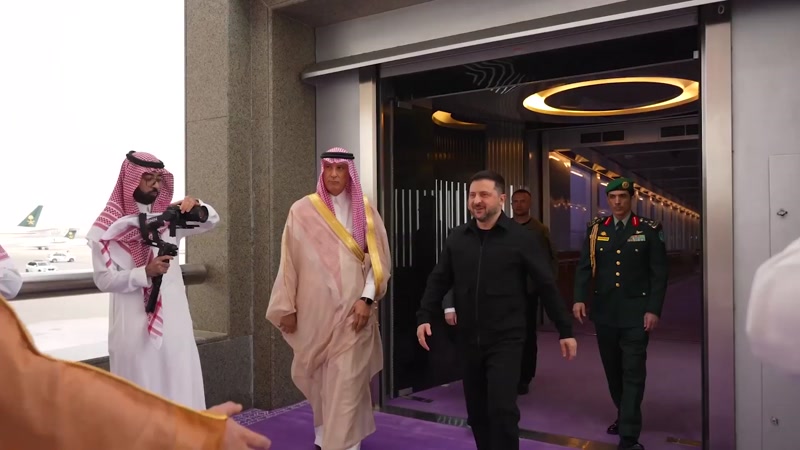 BREAKING VIDEO -UKRAINIAN PRESIDENT ZELENSKY ARRIVES IN SAUDI ARABIA FOR HIGH-LEVEL SECURITY TALKS