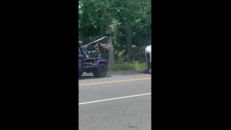 BREAKING VIDEO: **MIRACLE: FRUM GIRL WALKS AWAY AFTER TOMS RIVER CRASH**